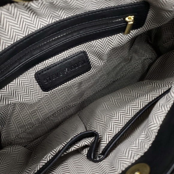 Steve Madden Black Hobo Shoulder Handbag With Gold Detailing - Picture 13 of 16